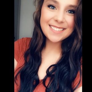 Meet your Posher, Ashleigh